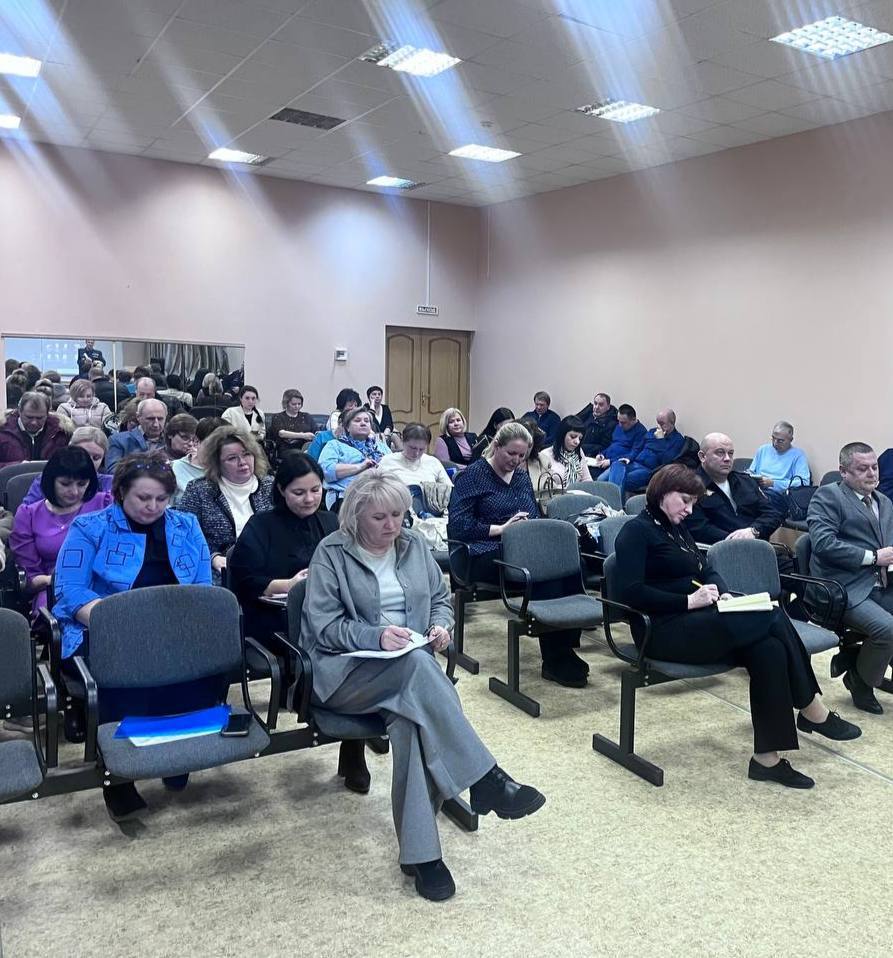 Сегодня я посетил экстренное совещание по вопросам безопасности в образовательных организациях Сегодня я посетил экстренное совещание по вопросам безопасности в образовательных организациях