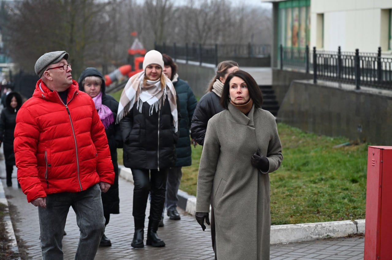 Рейд оперативной группы по благоустройству прошел на улице Луначарского Рейд оперативной группы по благоустройству прошел на улице Луначарского