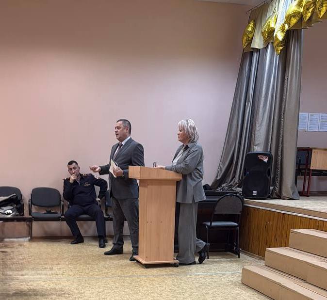 Сегодня я посетил экстренное совещание по вопросам безопасности в образовательных организациях