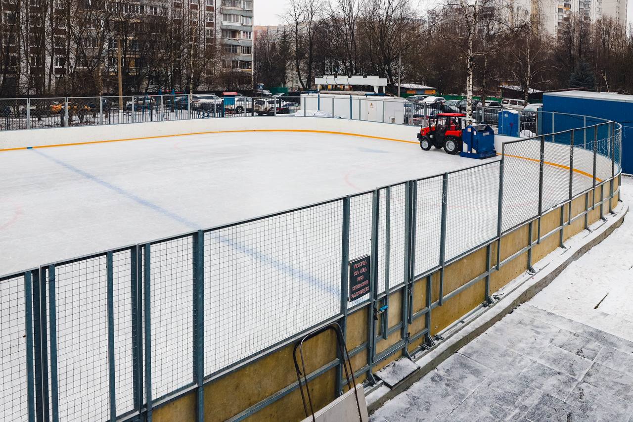 Более трёх тысяч человек посетили каток на улице Панфилова Более трёх тысяч человек посетили каток на улице Панфилова