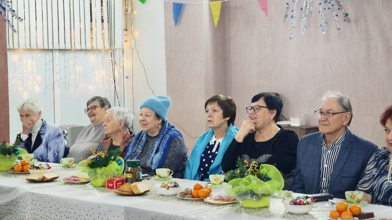 «Как празднуют Новый год в разных странах» «Как празднуют Новый год в разных странах»