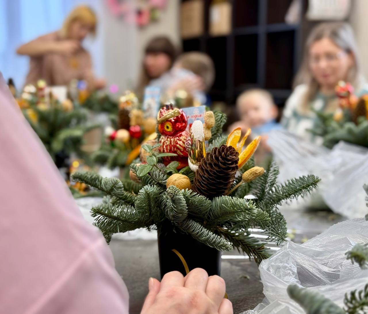 Новогодний подарок для воспитанников детского отделения реабилитации г. Ликино-Дулёво и их родителей подготовила мастерица Юлия Магдыч Новогодний подарок для воспитанников детского отделения реабилитации г. Ликино-Дулёво и их родителей подготовила мастерица Юлия Магдыч