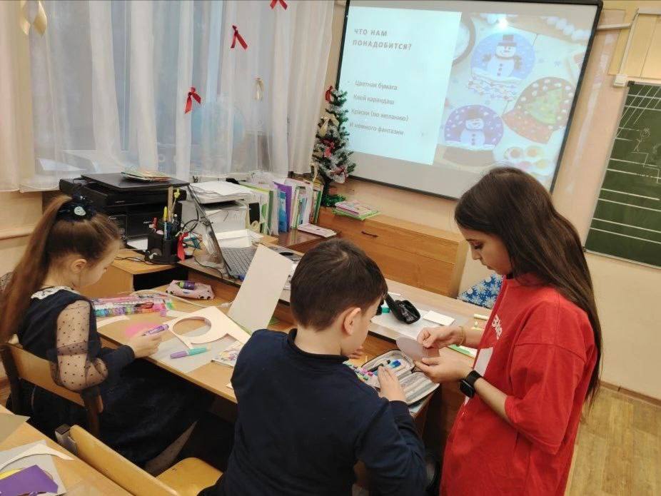 Мастер-класс от Наставников «Орлят России»: Мастерим волшебную Новогоднюю открытку! Мастер-класс от Наставников «Орлят России»: Мастерим волшебную Новогоднюю открытку!