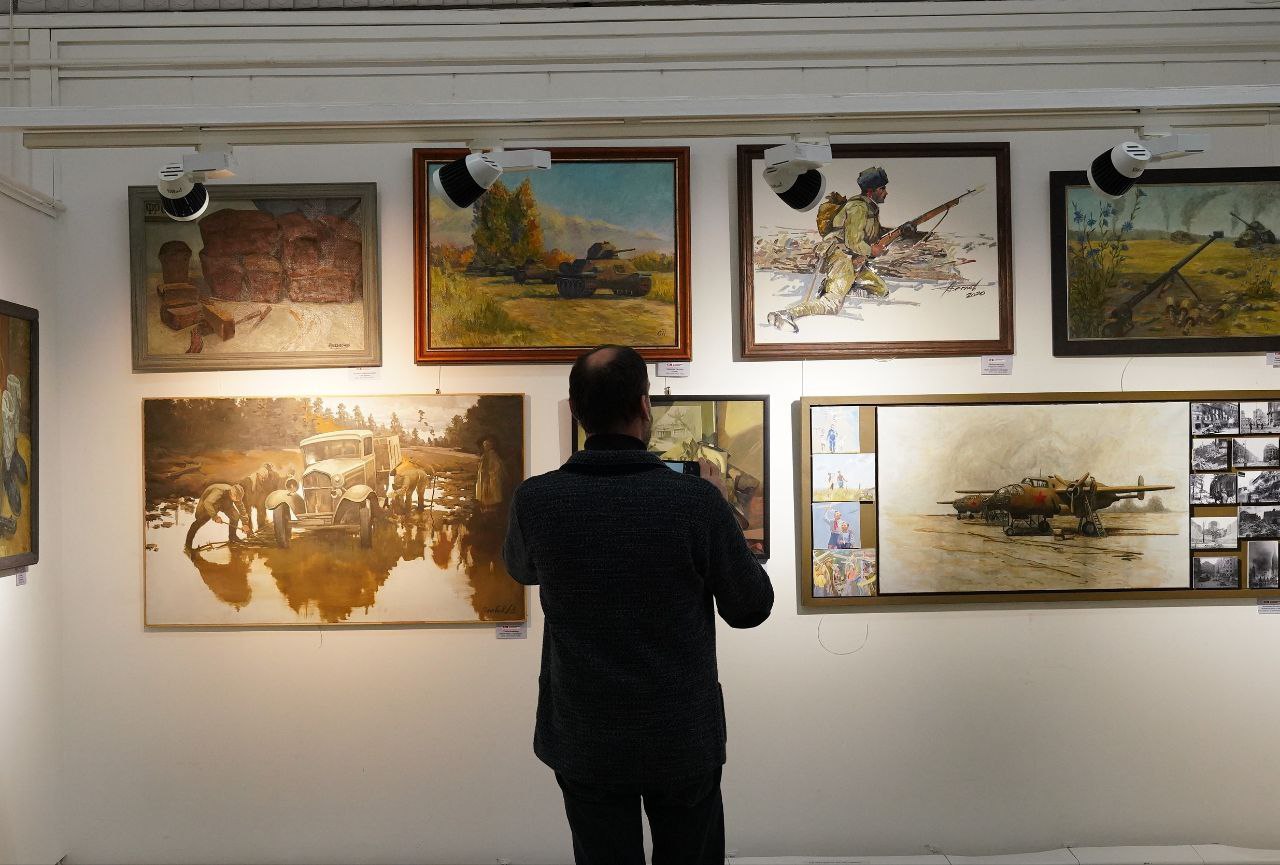 «Время выбрало нас»: в Реутове открылась выставка о Великой Отечественной войне и специальной военной операции «Время выбрало нас»: в Реутове открылась выставка о Великой Отечественной войне и специальной военной операции