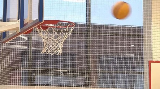 На базе ступинской школы №8 в рамках Единой школьной лиги состоялись соревнования по баскетболу