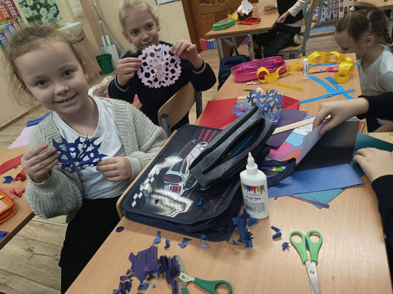 «МАСТЕРСКАЯ ДЕДА МОРОЗА: ВОЛШЕБСТВО НОВОГОДНИХ СНЕЖИНОК!» «МАСТЕРСКАЯ ДЕДА МОРОЗА: ВОЛШЕБСТВО НОВОГОДНИХ СНЕЖИНОК!»