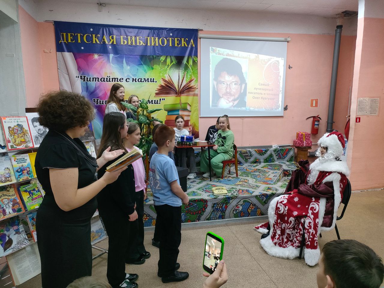 Рассказы маленького мальчика ожили в читальном зале Чеховской библиотеки Рассказы маленького мальчика ожили в читальном зале Чеховской библиотеки