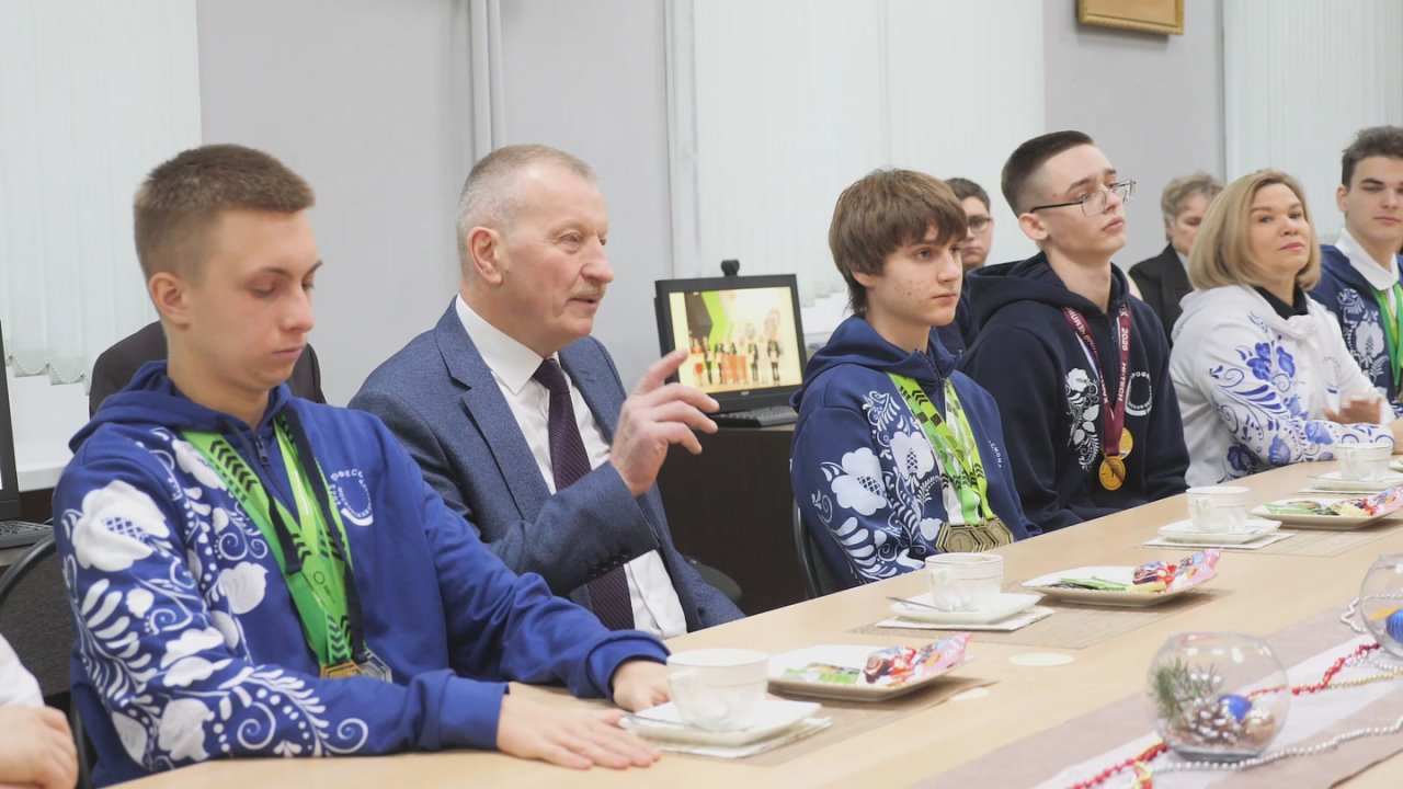 Владимир Волков: Успехи студентов Люберецкого техникума имени Героя Советского Союза, лётчика-космонавта Ю.А. Гагарина — наша гордость!