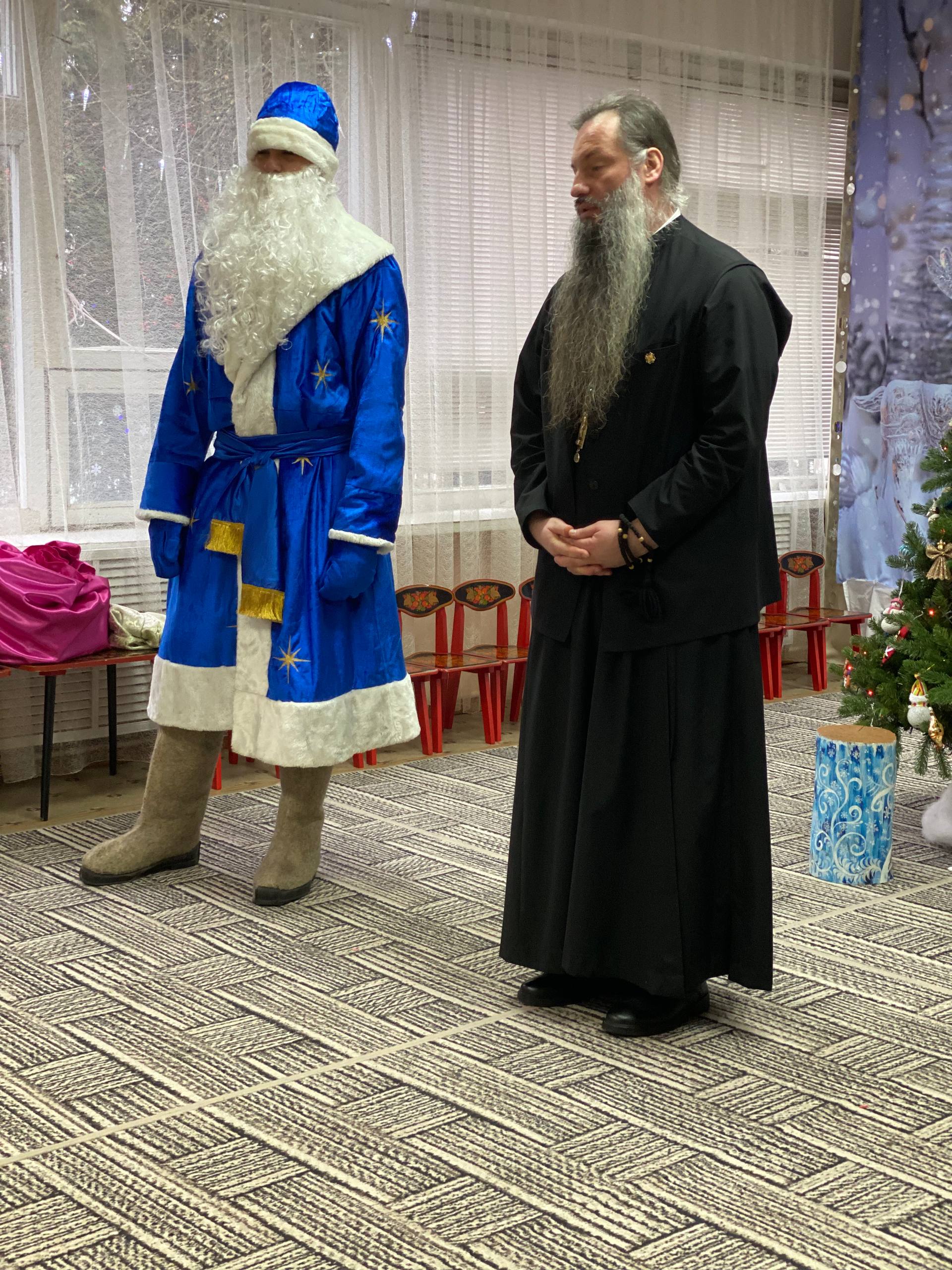 Новогодний утренник в подготовительной группе — это всегда особое событие, которое дарит детям массу радости и веселья Новогодний утренник в подготовительной группе — это всегда особое событие, которое дарит детям массу радости и веселья