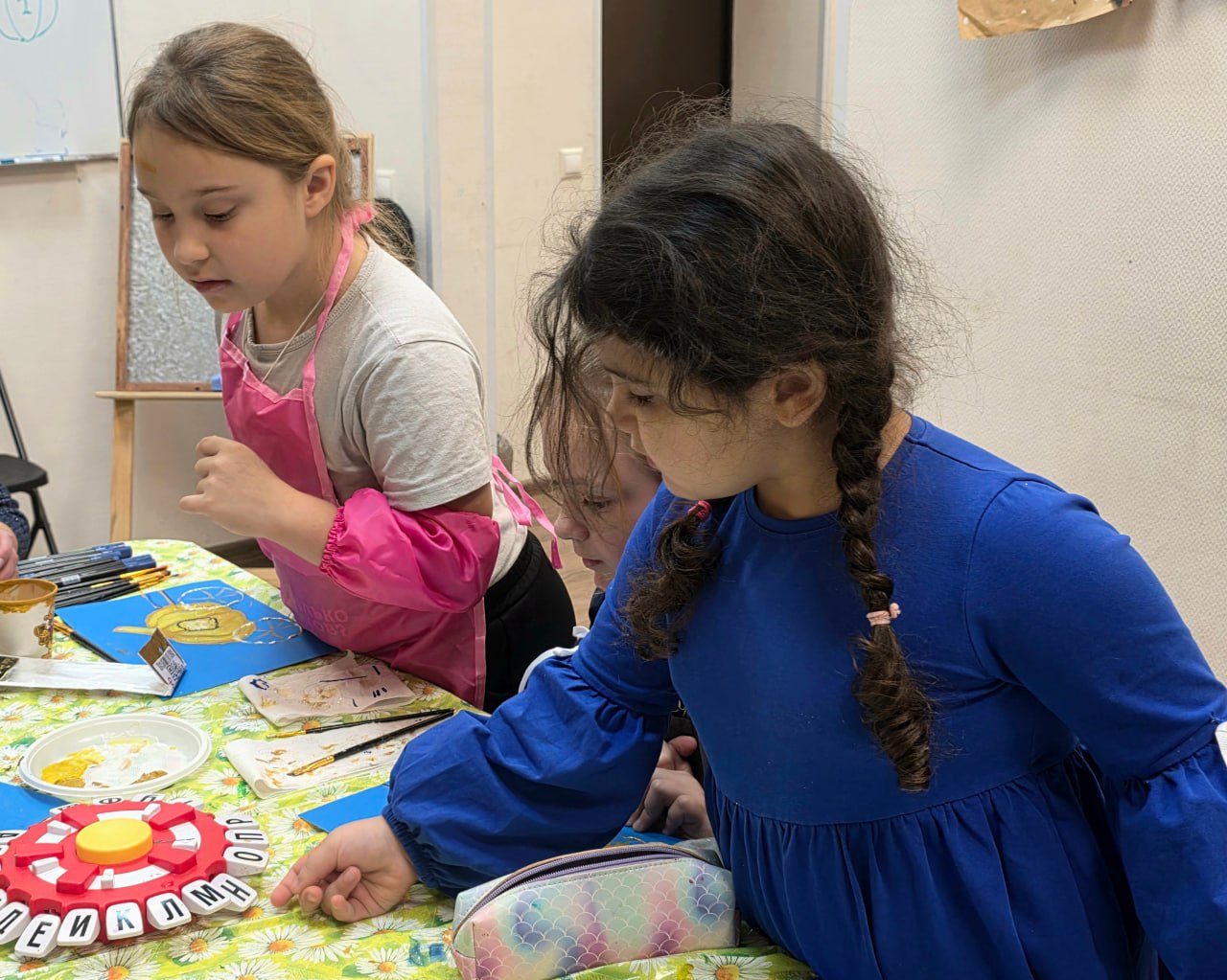 Художественный мастер-класс «Карета для Золушки» состоялся для детей муниципального округа Чехов Художественный мастер-класс «Карета для Золушки» состоялся для детей муниципального округа Чехов