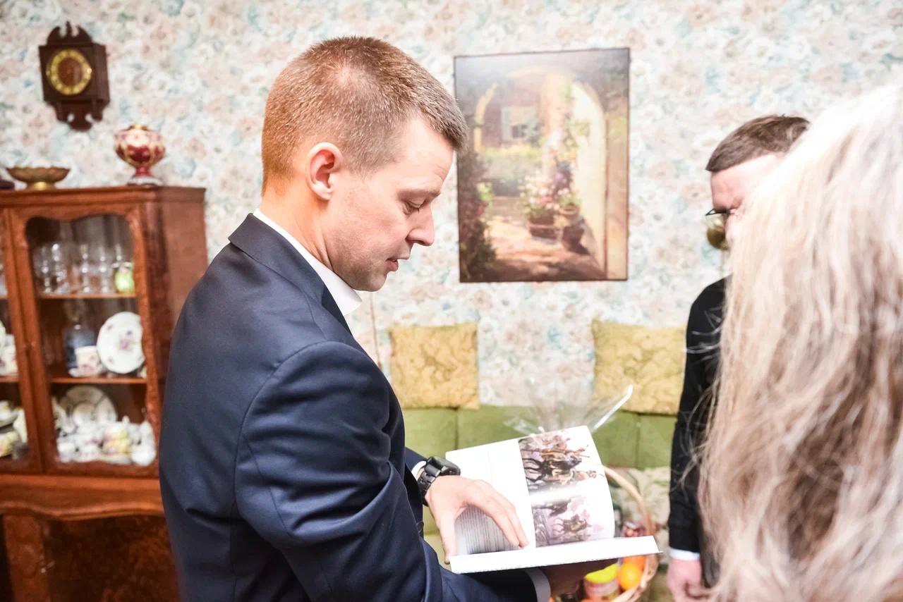 Сергей Юров: Встретился с семьёй Копьевых, пострадавшей от атаки БПЛА в мае прошлого года Сергей Юров: Встретился с семьёй Копьевых, пострадавшей от атаки БПЛА в мае прошлого года