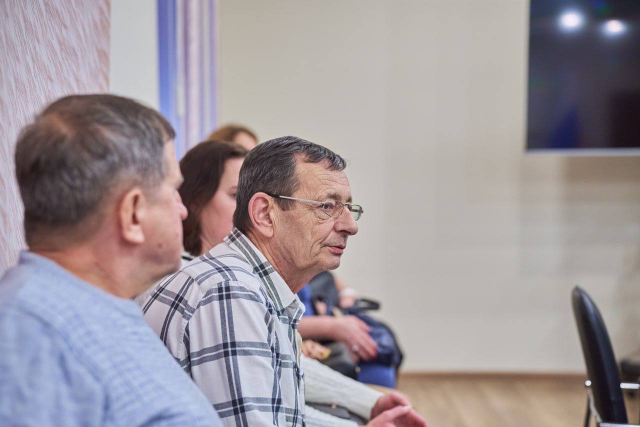 Михаил Собакин: Вместе с представителями управляющих компаний и ресурсоснабжающих организаций обсудили их работу по переходу на обслуживание в Единый информационно-расчетный центр Московской области Михаил Собакин: Вместе с представителями управляющих компаний и ресурсоснабжающих организаций обсудили их работу по переходу на обслуживание в Единый информационно-расчетный центр Московской области