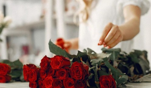 Секреты долгоживущих роз: как продлить свежесть цветов до двух недель