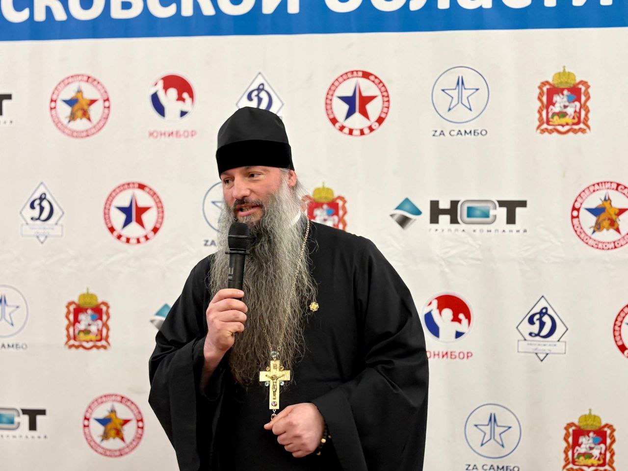 «Самбо в школу». В Новобытовской школе (корп.Крюково) теперь реализуют Федеральный проект «Самбо в школу». 18 декабря юнармейцы отряда "Дохтуровцы" приняли участие в торжественном открытии площадки на базе школы «Самбо в школу». В Новобытовской школе (корп.Крюково) теперь реализуют Федеральный проект «Самбо в школу». 18 декабря юнармейцы отряда "Дохтуровцы" приняли участие в торжественном открытии площадки на базе школы