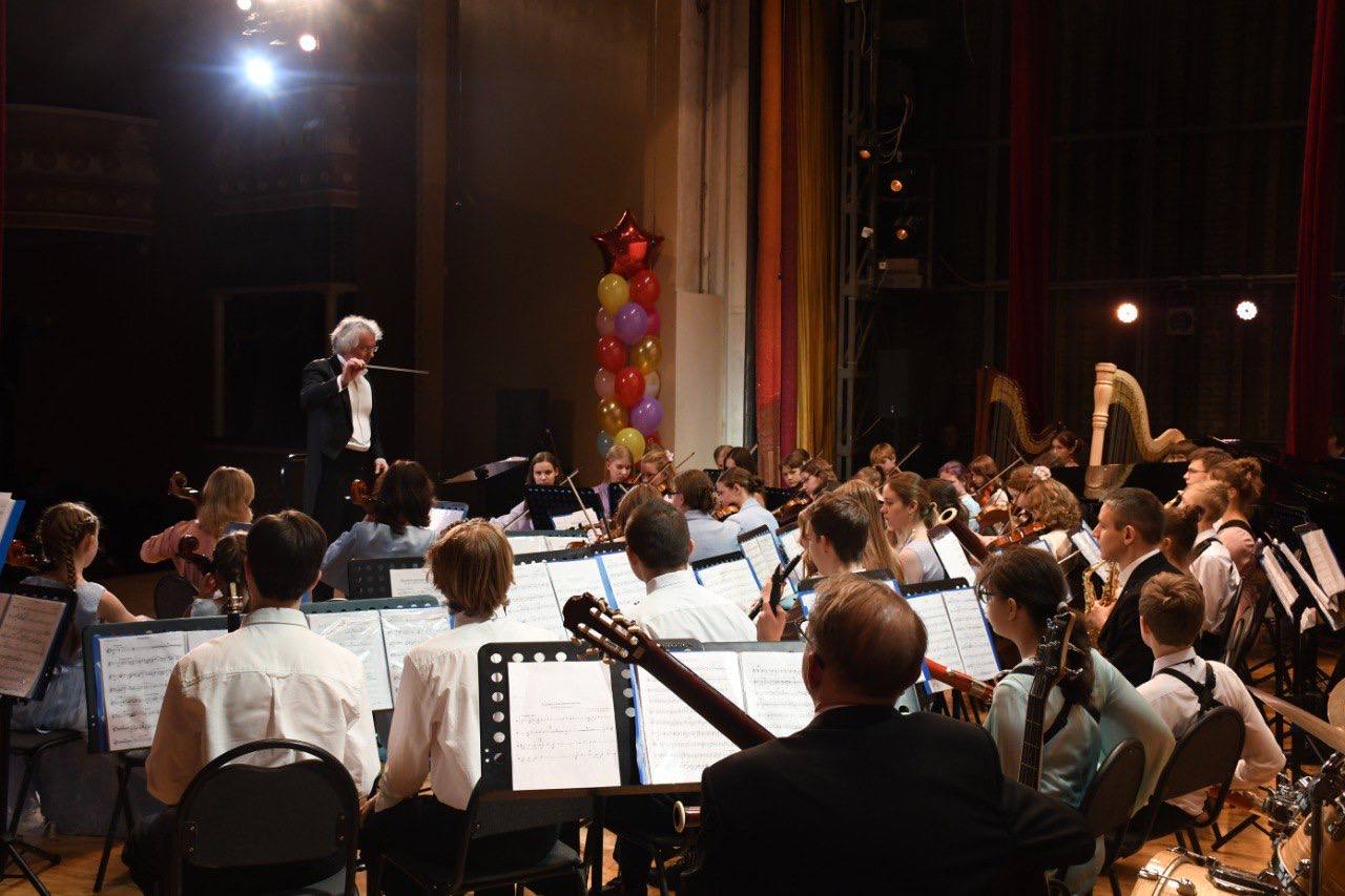 В Жуковском прошел юбилейный концерт Молодежного симфонического оркестра В Жуковском прошел юбилейный концерт Молодежного симфонического оркестра
