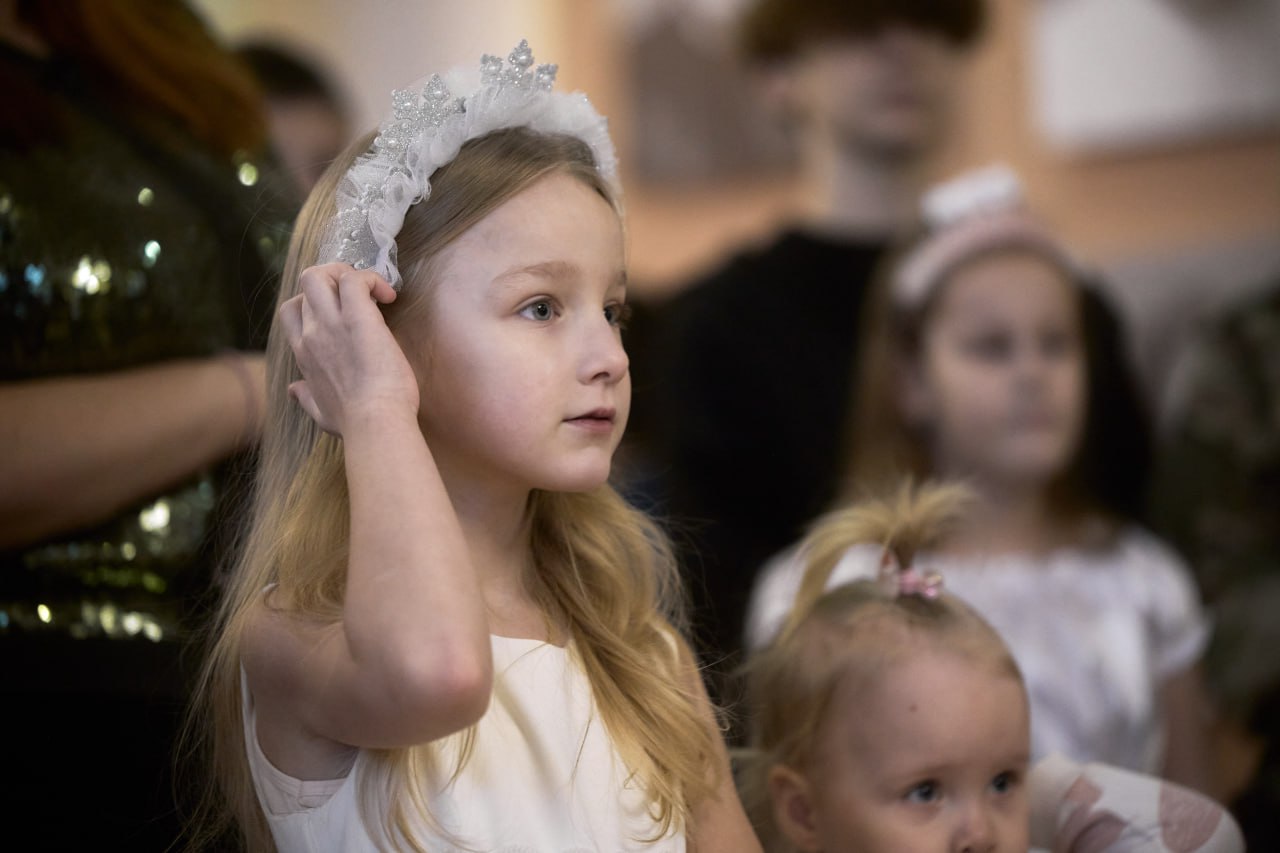 Игорь Сухин: Сегодня в нашем театре драмы и комедии особенные зрители и самые искренние улыбки Игорь Сухин: Сегодня в нашем театре драмы и комедии особенные зрители и самые искренние улыбки