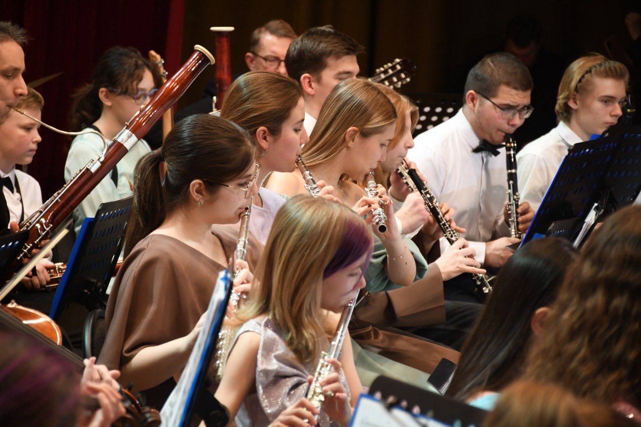 В Жуковском прошел юбилейный концерт Молодежного симфонического оркестра В Жуковском прошел юбилейный концерт Молодежного симфонического оркестра