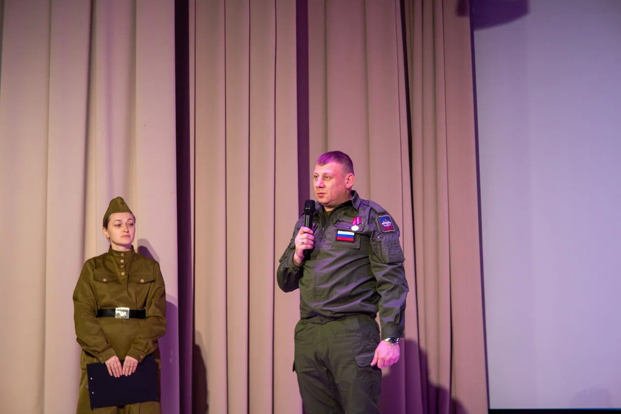 Танцевальные номера школьников Люберец на фестивале «Ритмы войны» оценивали ветераны СВО Танцевальные номера школьников Люберец на фестивале «Ритмы войны» оценивали ветераны СВО