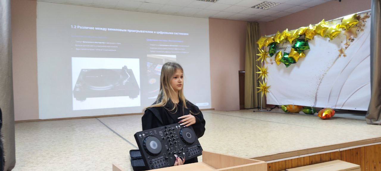 Неделя в лицее №4 была насыщенной и увлекательной Неделя в лицее №4 была насыщенной и увлекательной