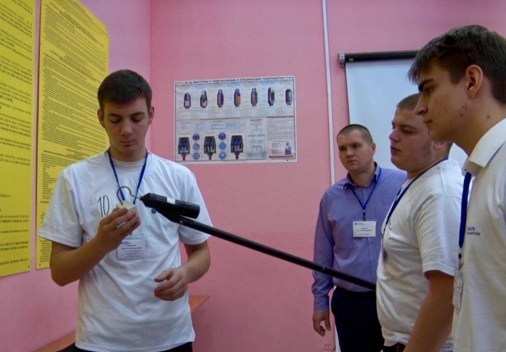 Победителям конкурса профмастерства в колледже «Московия» предложат работу в «Россетях» Победителям конкурса профмастерства в колледже «Московия» предложат работу в «Россетях»