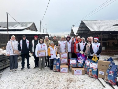 ПЕРВЫЕ С ЗАБОТОЙ. В рамках всероссийского конкурса первичных отделений мы, активисты, запустили важную добрую акцию — «Первые с заботой»