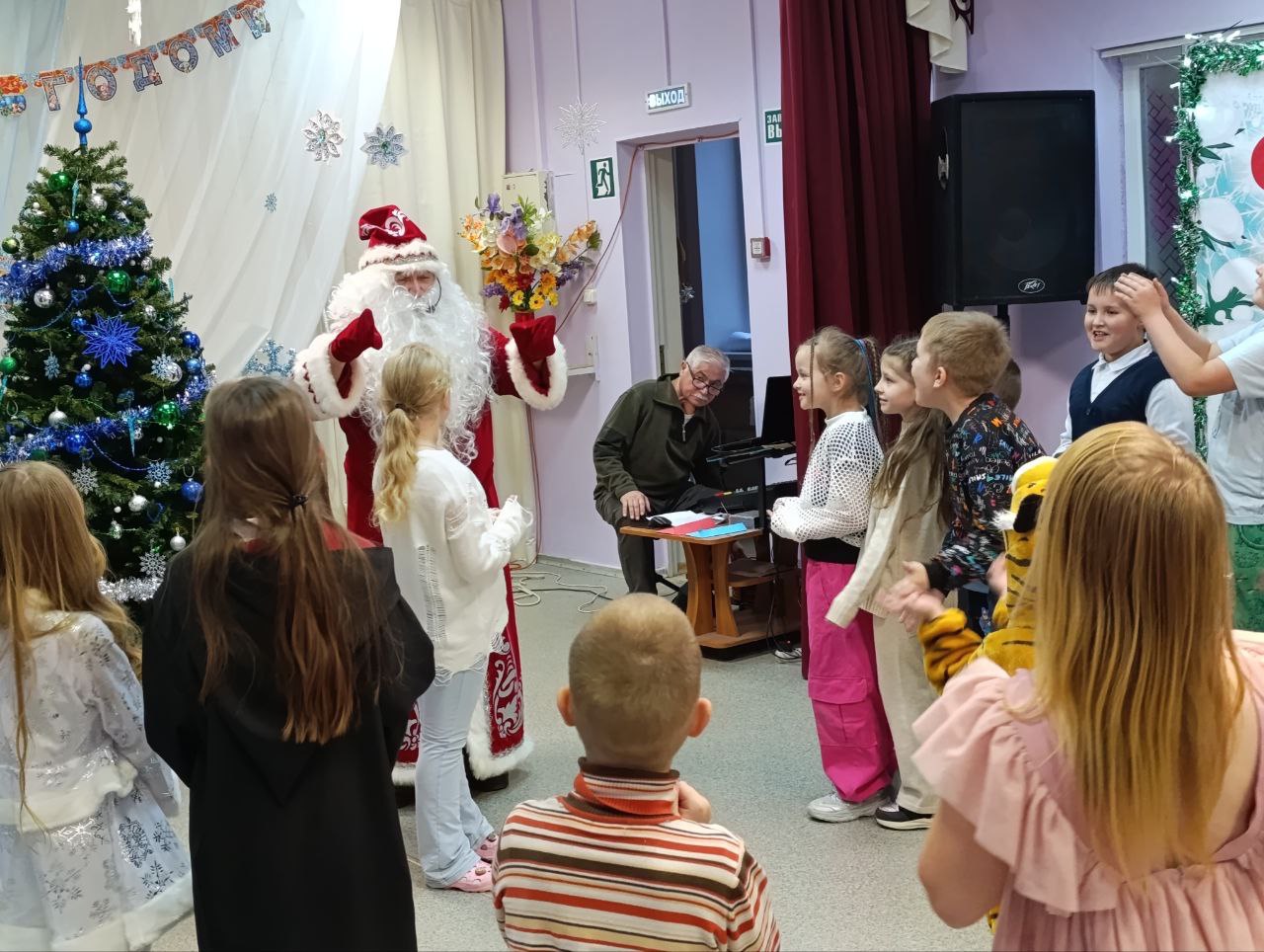 Наши новости. Новогодний утренник прошел в ДК "Полёт" М.О. Чехов Наши новости. Новогодний утренник прошел в ДК "Полёт" М.О. Чехов