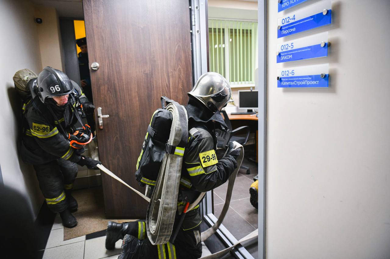 В Химках провели тренировку по эвакуации В Химках провели тренировку по эвакуации