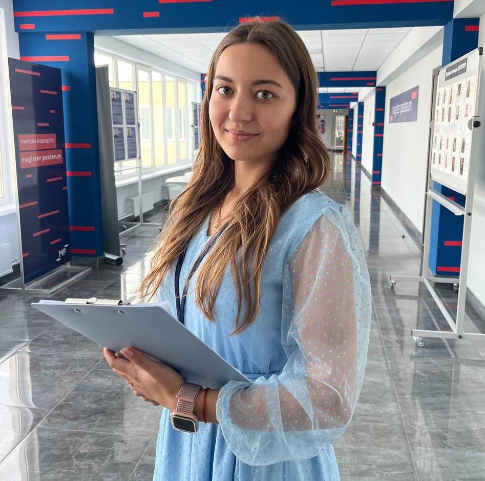 Михаил Собакин: Победителем муниципального этапа конкурса "Воспитатель года -2026" Татьяна Александровна Кочнова, воспитатель дошкольного отделения Любучанской средней школы Михаил Собакин: Победителем муниципального этапа конкурса "Воспитатель года -2026" Татьяна Александровна Кочнова, воспитатель дошкольного отделения Любучанской средней школы