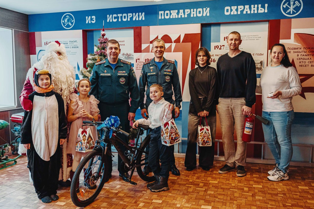 Мечты сбываются!. В преддверии Нового года в рамках ежегодной акции «Ёлка желаний» исполнилось желание Максима Свешникова