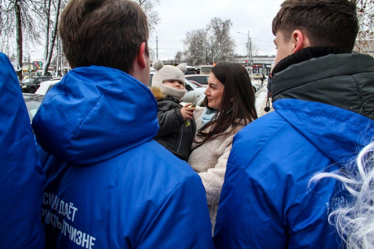 Жители муниципалитета стали свидетелями и участниками незабываемого новогоднего шествия по улицам города Жители муниципалитета стали свидетелями и участниками незабываемого новогоднего шествия по улицам города