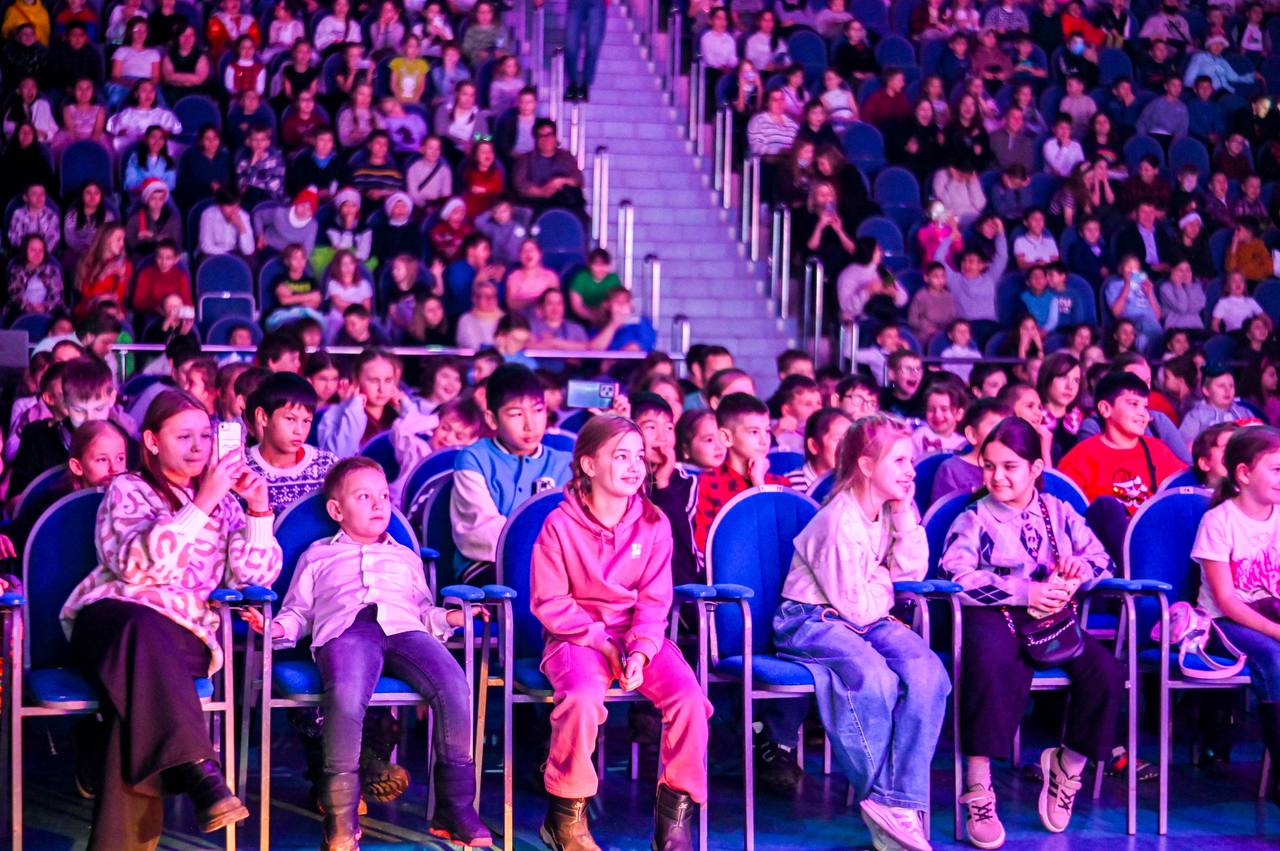 С 25 по 27 декабря во Дворце спорта «Видное» прошла традиционная серия «Елок главы» Ленинского городского округа С 25 по 27 декабря во Дворце спорта «Видное» прошла традиционная серия «Елок главы» Ленинского городского округа