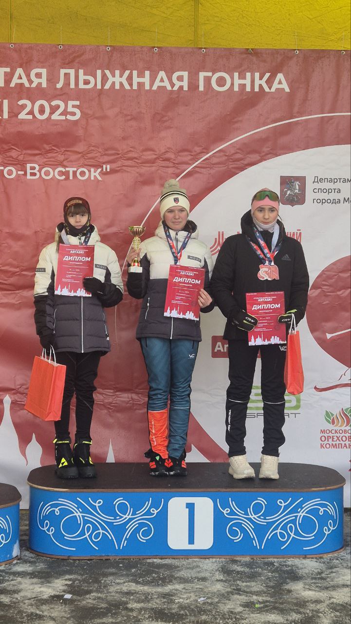 27 декабря в Марьино прошла Открытая лыжная гонка «ArtaSki»