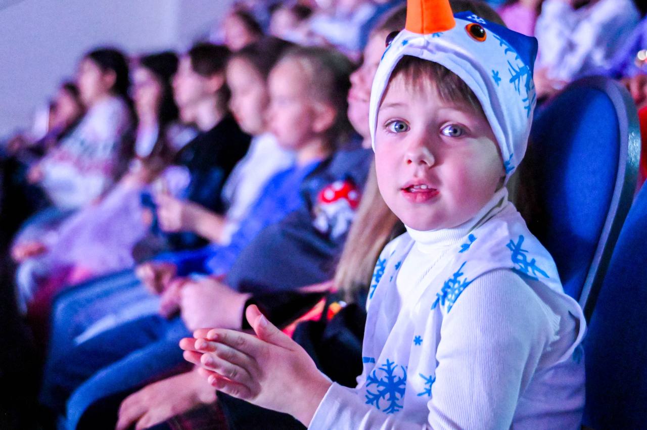 С 25 по 27 декабря во Дворце спорта «Видное» прошла традиционная серия «Елок главы» Ленинского городского округа С 25 по 27 декабря во Дворце спорта «Видное» прошла традиционная серия «Елок главы» Ленинского городского округа