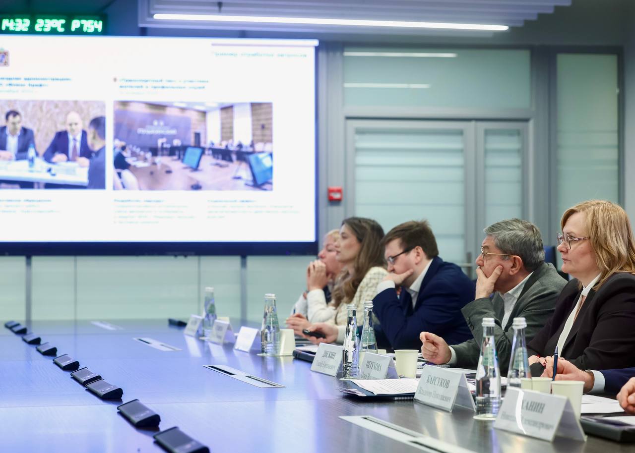 Николай Ханин: В Мособлдуме обсудили успешный опыт развития местных сообществ Николай Ханин: В Мособлдуме обсудили успешный опыт развития местных сообществ