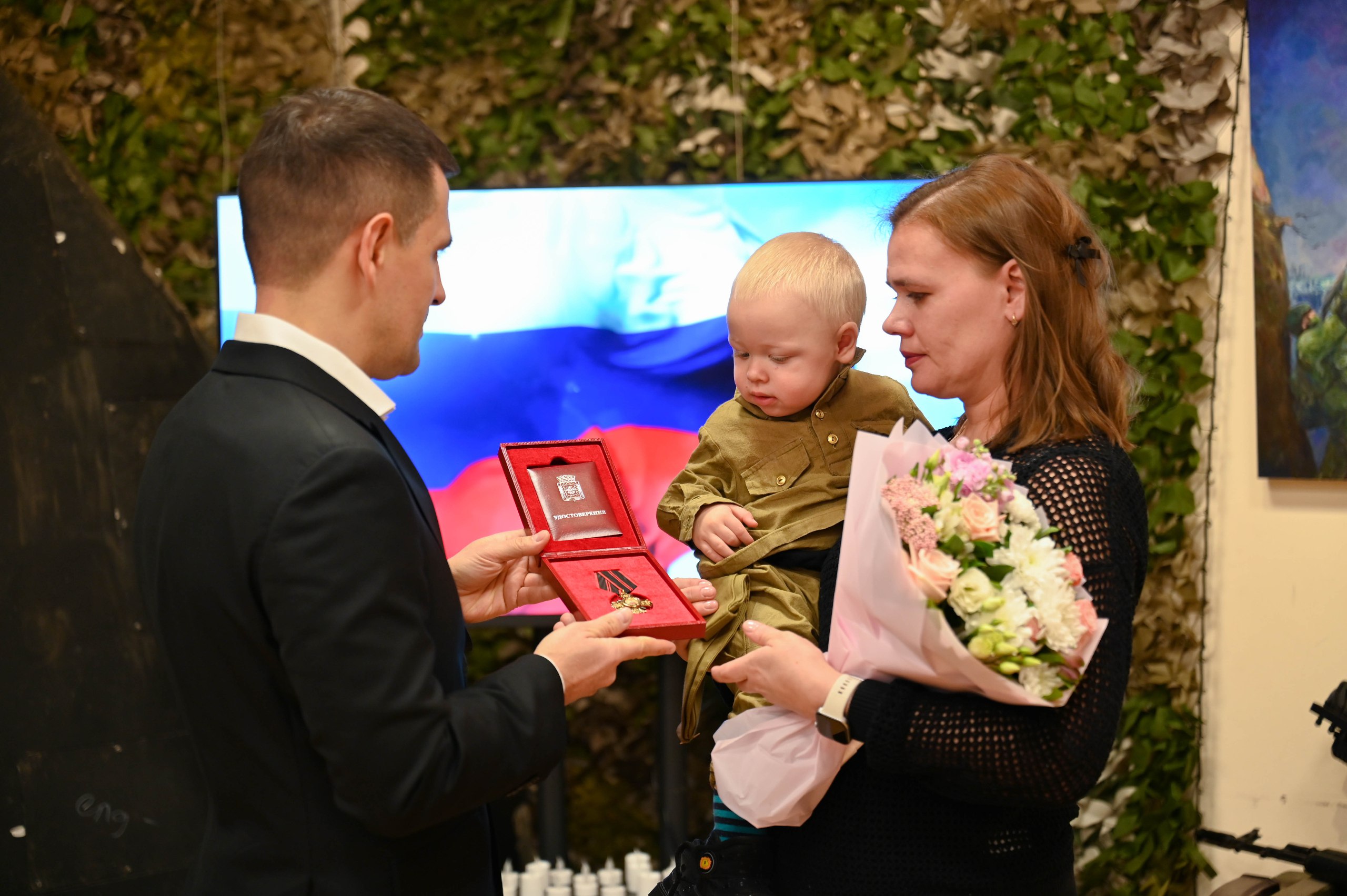 На территории историко-культурного центра состоялась торжественная церемония вручения медали «Святой равноапостольной княгини Ольги» На территории историко-культурного центра состоялась торжественная церемония вручения медали «Святой равноапостольной княгини Ольги»