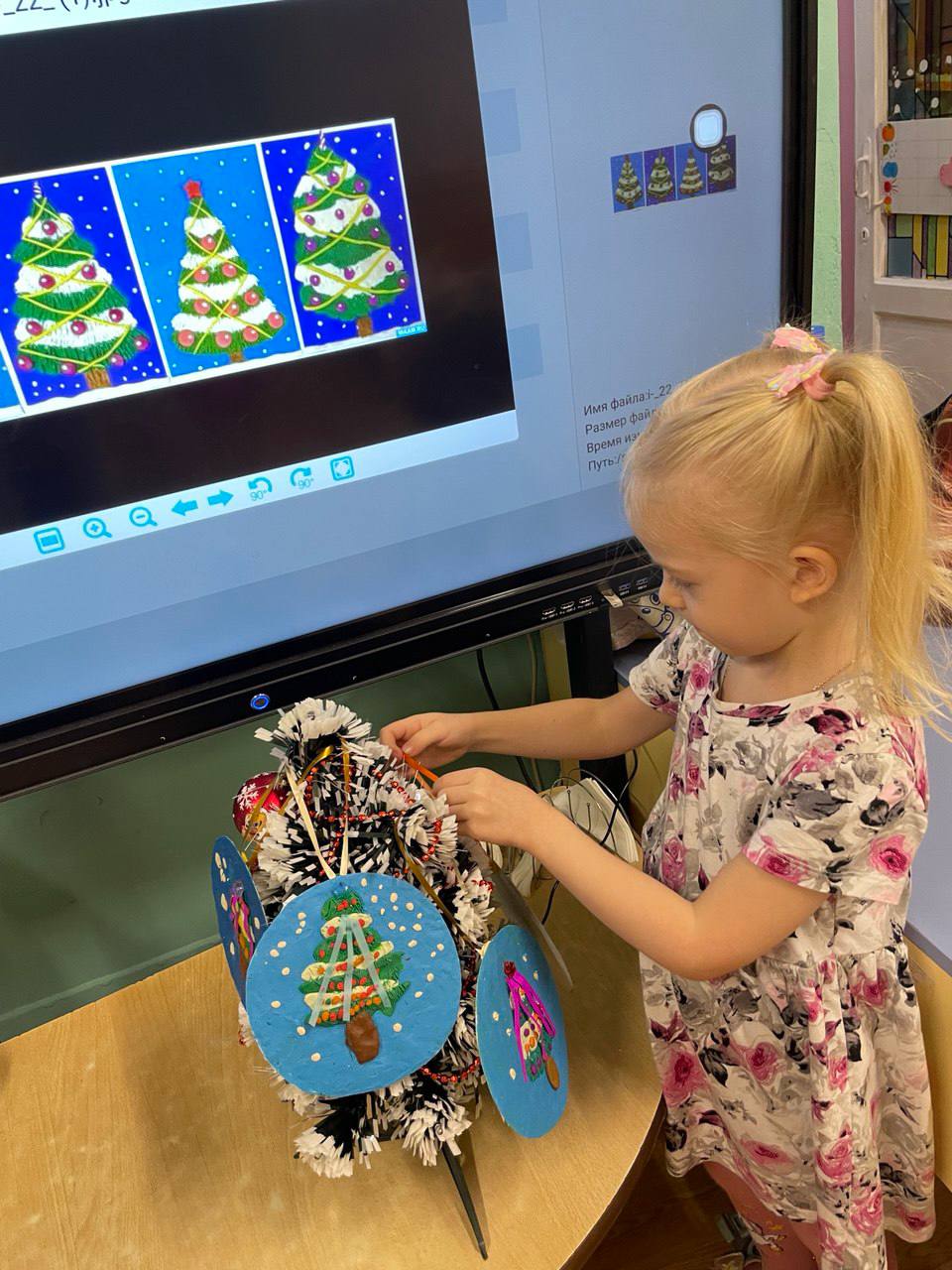 Подготовка к Новому году идет полным ходом! Подготовка к Новому году идет полным ходом!