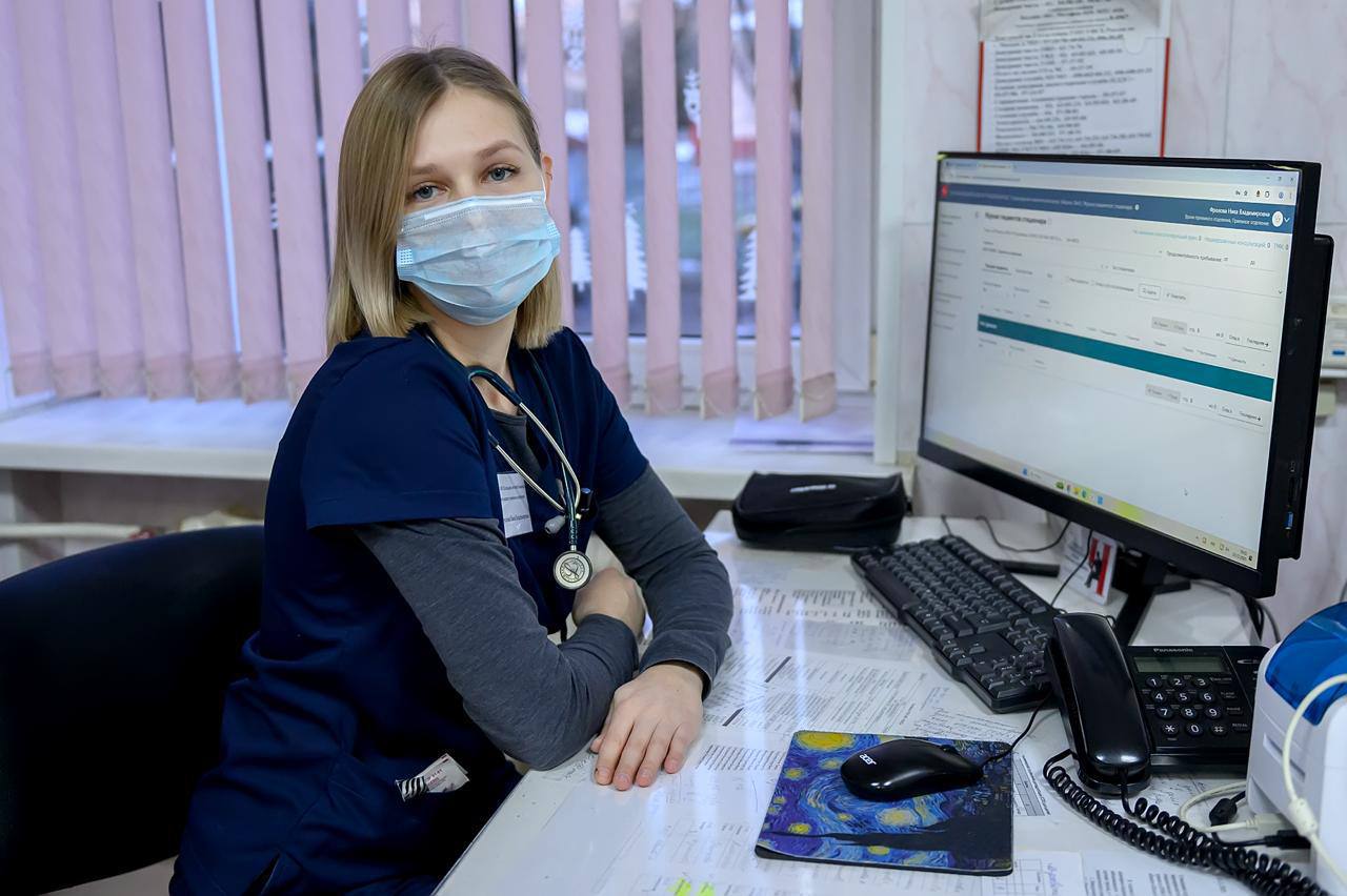 Врачи Подольской детской больницы рассказали о дежурстве в новогоднюю ночь