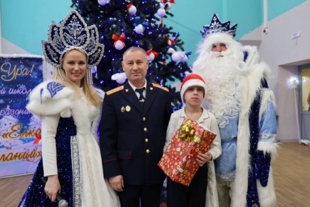 Руководитель следственного отдела по городу Павловский-Посад принял участие во Всероссийской акции «Ёлка желаний»