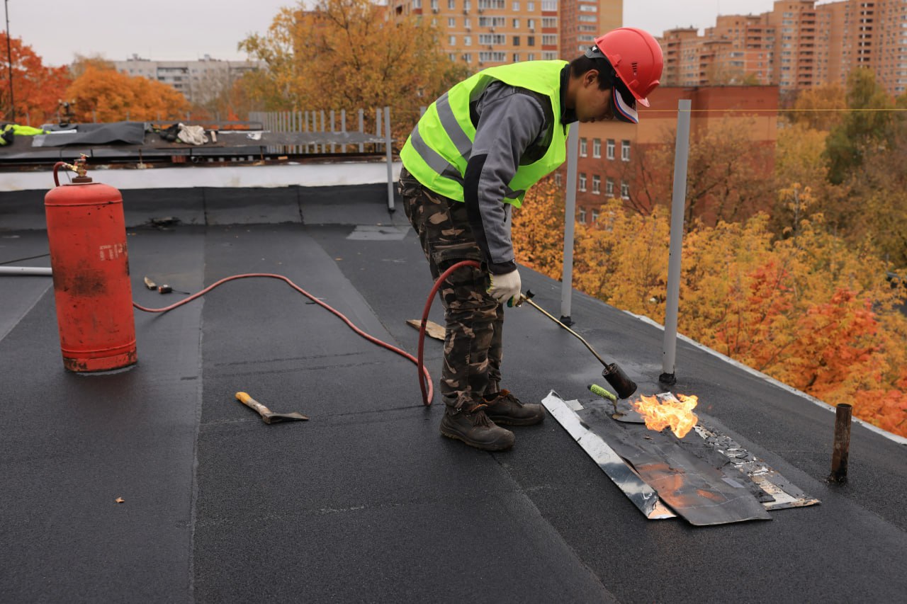 Игорь Трифонов: Сфера жилищно-коммунального хозяйства – один из главных индикаторов изменения качества жизни горожан Игорь Трифонов: Сфера жилищно-коммунального хозяйства – один из главных индикаторов изменения качества жизни горожан