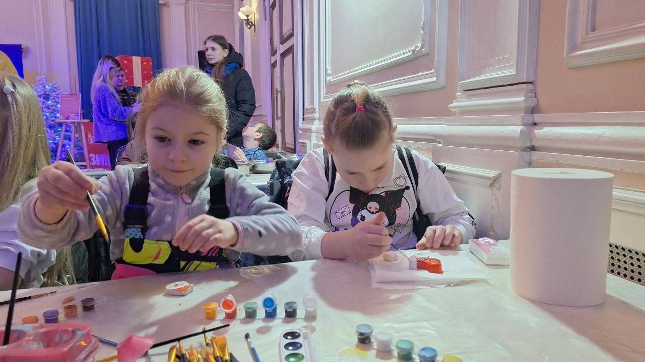 Новогодние каникулы — время, когда дети верят в чудо Новогодние каникулы — время, когда дети верят в чудо