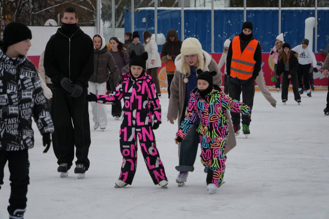 Городской округ Серпухов приглашает жителей и гостей посетить открывшиеся катки Городской округ Серпухов приглашает жителей и гостей посетить открывшиеся катки