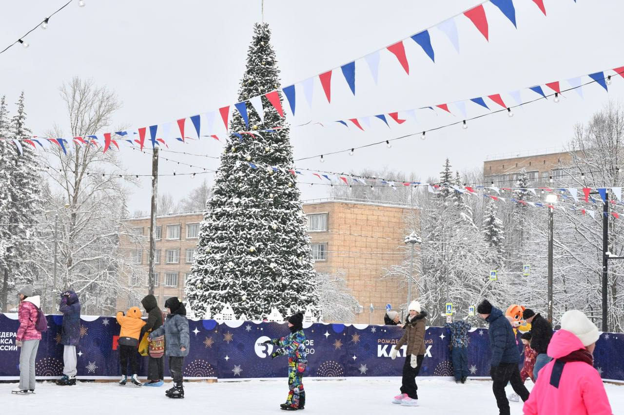 Городской округ Серпухов приглашает жителей и гостей посетить открывшиеся катки