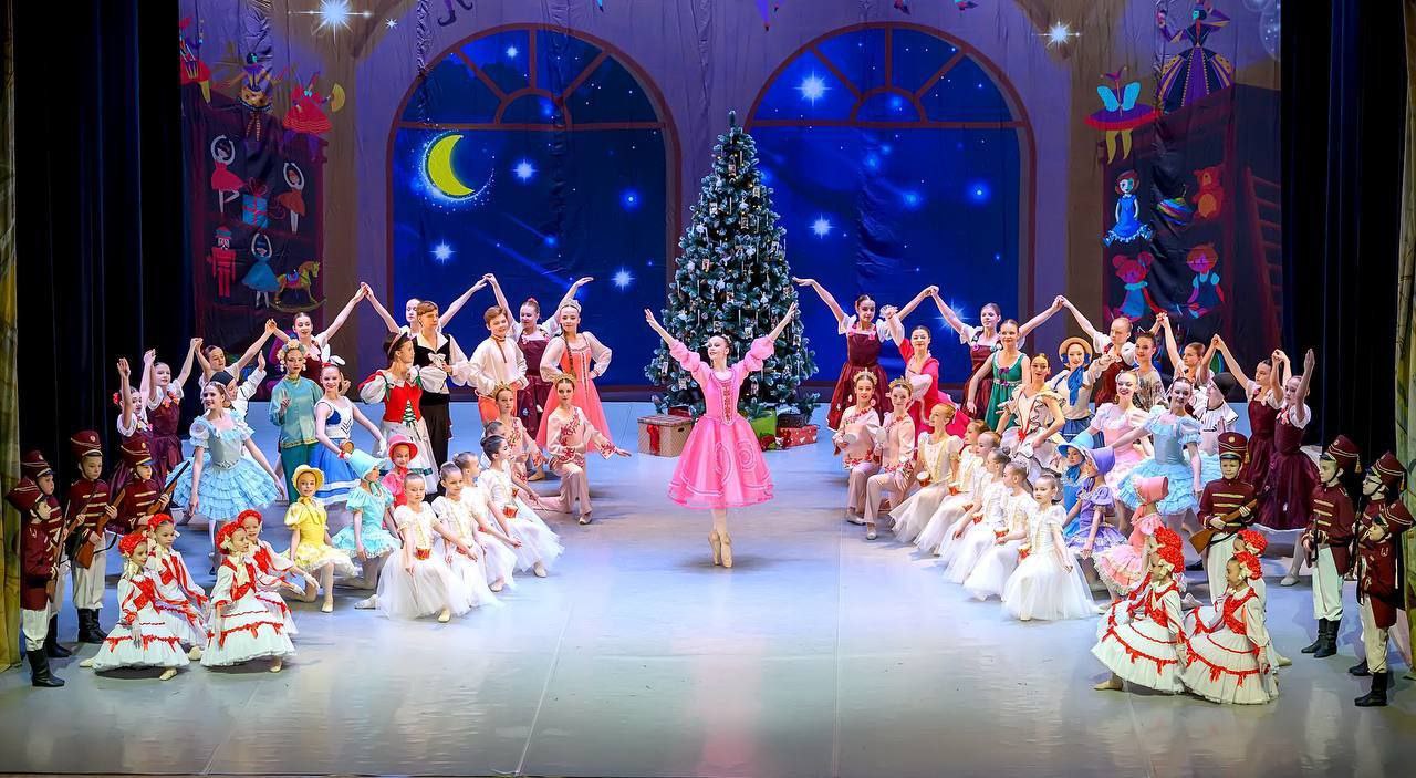 Григорий Артамонов: С большой радостью и гордостью поздравляю наших подольчан со знаковым событием Григорий Артамонов: С большой радостью и гордостью поздравляю наших подольчан со знаковым событием