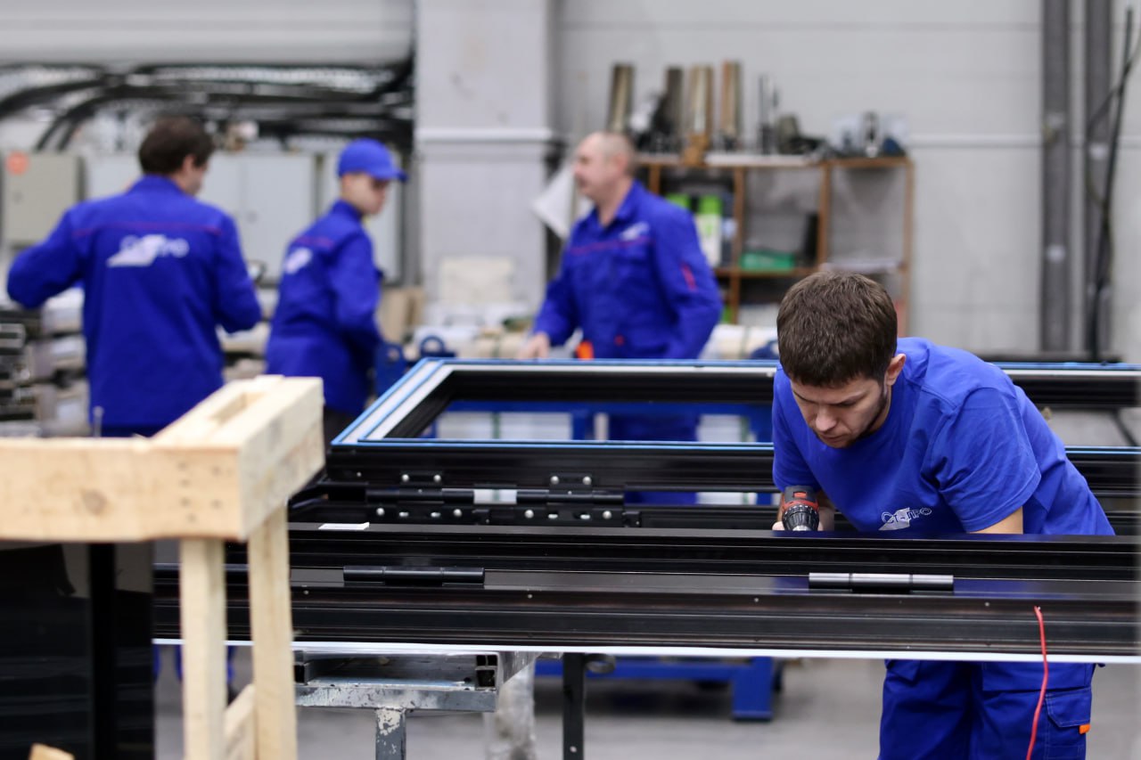 Игорь Трифонов: Одно из важнейших направлений работы – обеспечение стабильного роста экономики Игорь Трифонов: Одно из важнейших направлений работы – обеспечение стабильного роста экономики