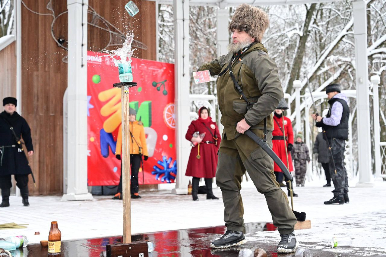 Зимний парк — это не только красота, но и отличное место для активного отдыха Зимний парк — это не только красота, но и отличное место для активного отдыха
