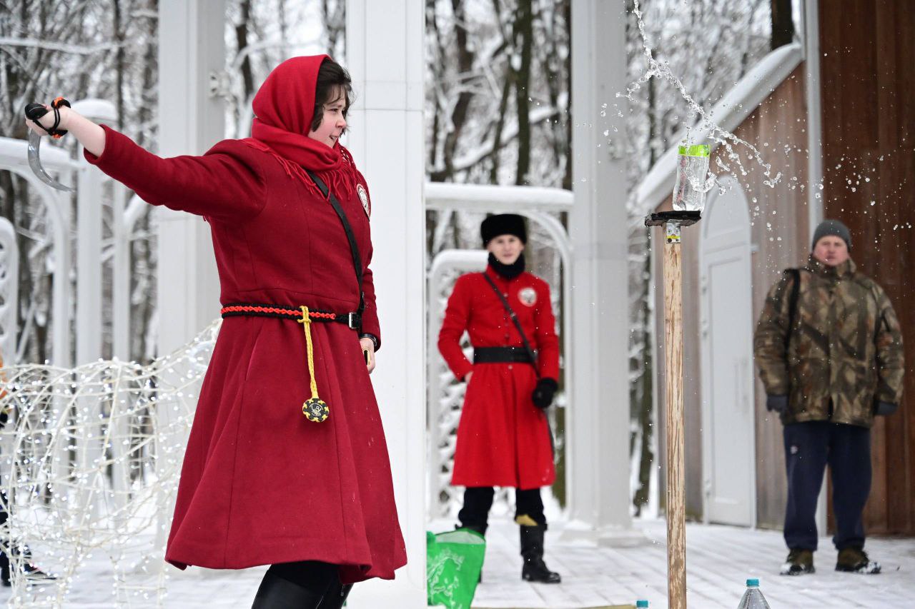 Зимний парк — это не только красота, но и отличное место для активного отдыха Зимний парк — это не только красота, но и отличное место для активного отдыха