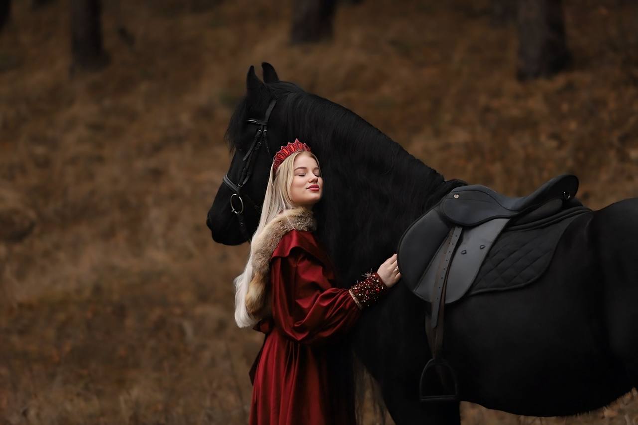 #ЗаПределамиСлужбы: старший лейтенант полиции Яна Шилина в гармонии с символом года #ЗаПределамиСлужбы: старший лейтенант полиции Яна Шилина в гармонии с символом года