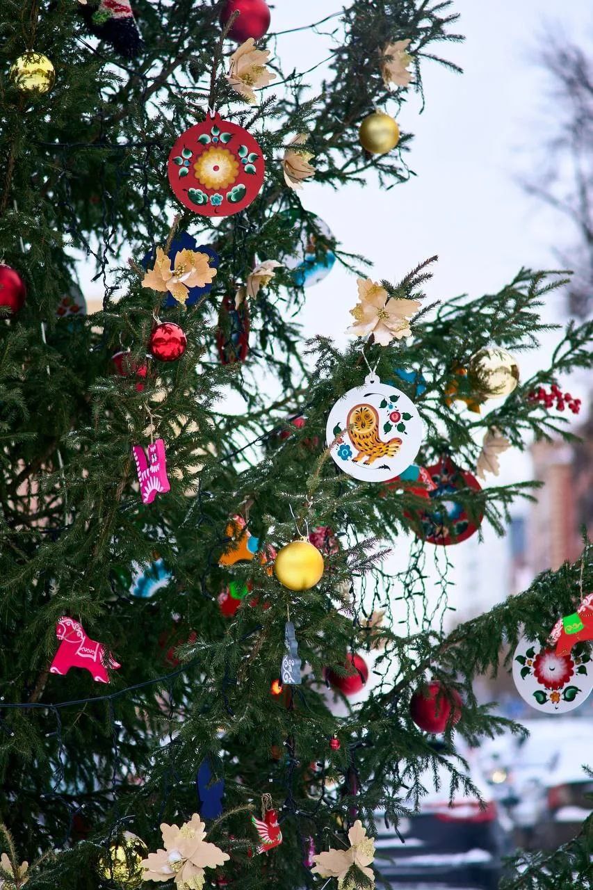 Приём заявок на конкурс «Ёлки России» продолжается Приём заявок на конкурс «Ёлки России» продолжается