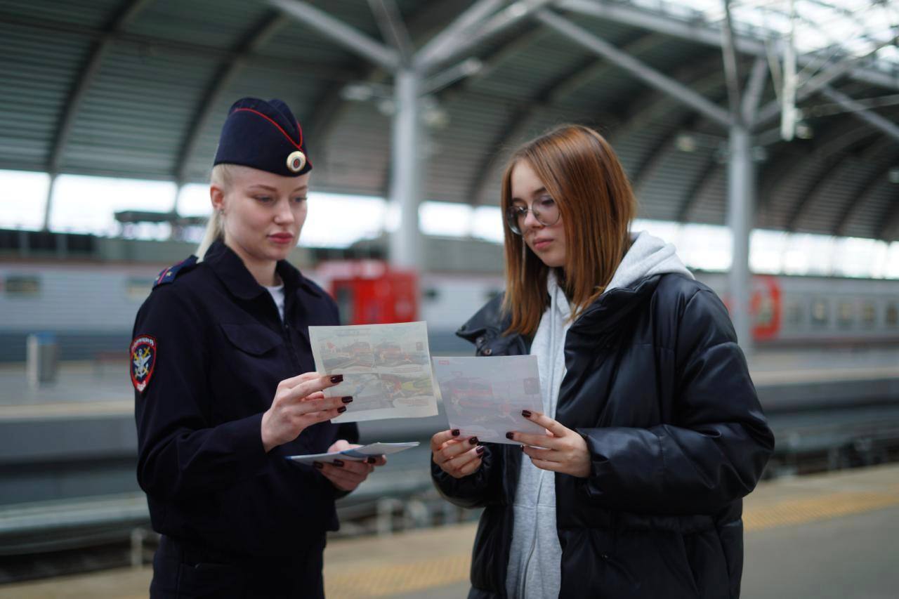 #ЗаПределамиСлужбы: старший лейтенант полиции Яна Шилина в гармонии с символом года #ЗаПределамиСлужбы: старший лейтенант полиции Яна Шилина в гармонии с символом года