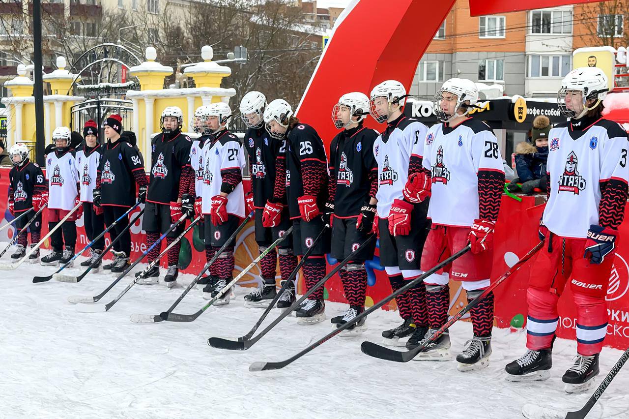 Роман Любимов провёл мастер-класс для юных хоккеистов Подольска